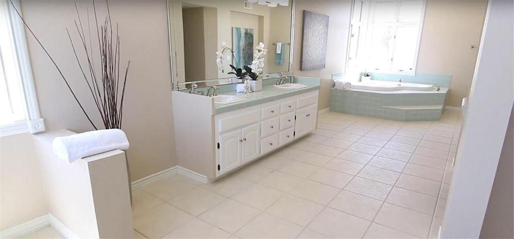 Mansion On The Hill Let 4 Rooms, 5Th Cost Extra Sage ภายนอก รูปภาพ